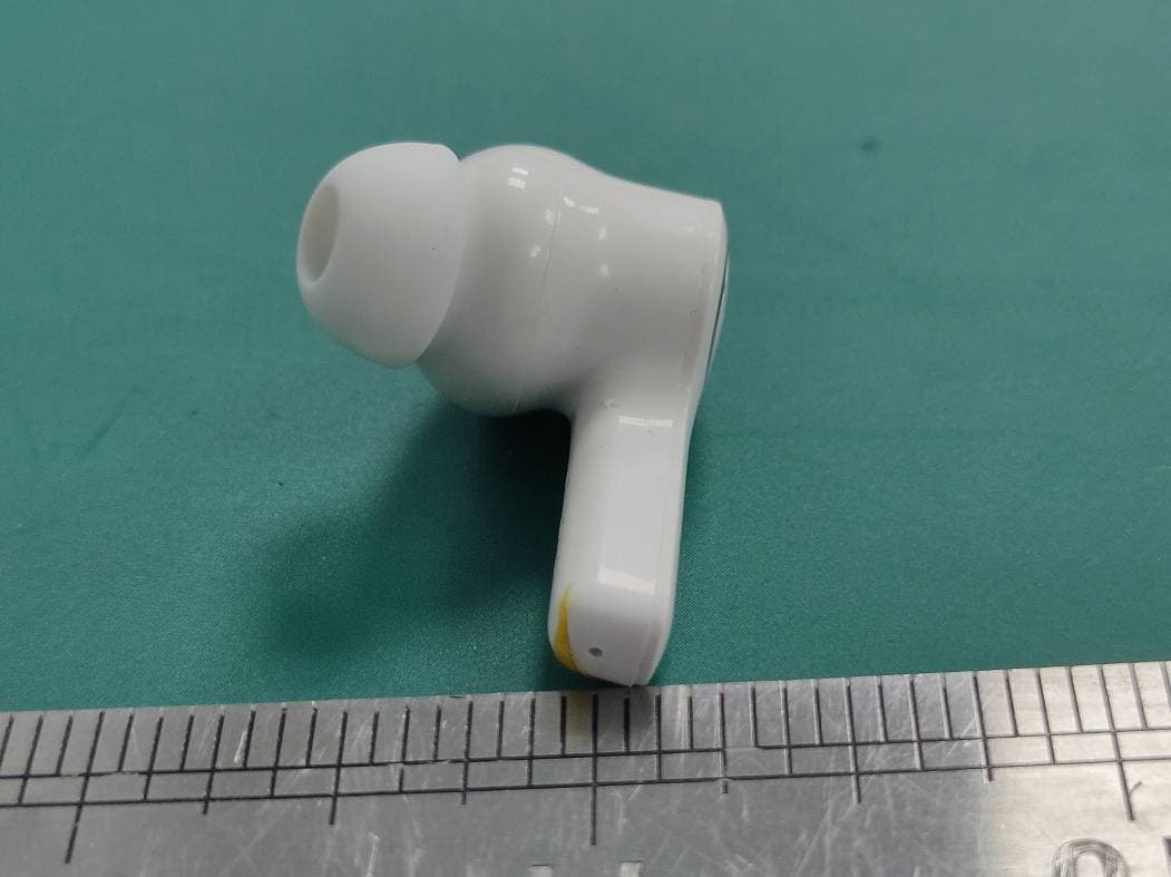 Wireless Earphone - FCC ID 2ADYY-H3-L - TECNO MOBILE LIMITED (3)