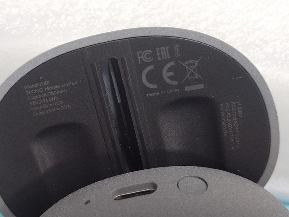 Wireless Earphone - FCC ID 2ADYY-TU01-L - TECNO MOBILE LIMITED (2)