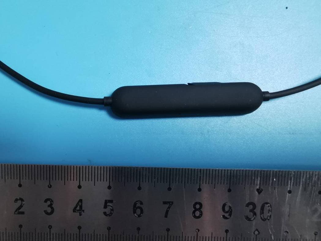 Wireless Earphone - FCC ID 2ADYYB2 - TECNO MOBILE LIMITED (3)