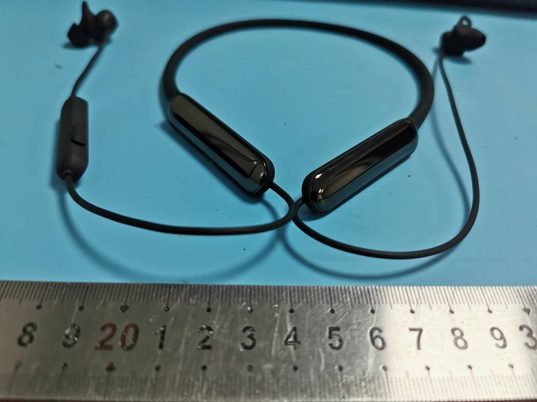 Wireless Earphone - FCC ID 2ADYYB2 - TECNO MOBILE LIMITED (4)