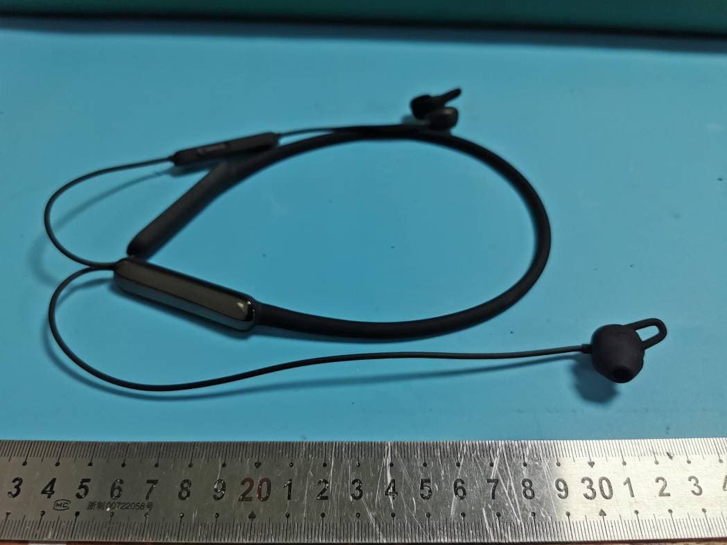 Wireless Earphone - FCC ID 2ADYYB2 - TECNO MOBILE LIMITED (2)