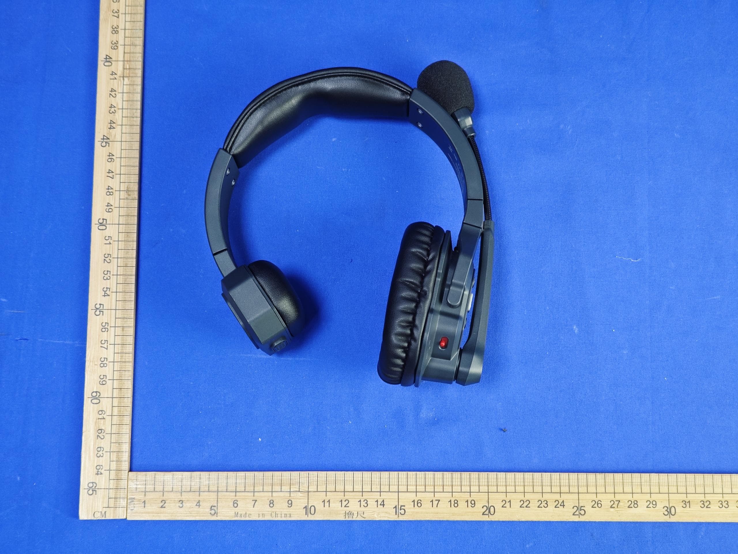 Full-Duplex Wireless Intercom System - FCC ID 2ADZC-5601RA - Shenzhen Hollyland Technology Co.,Ltd (2)