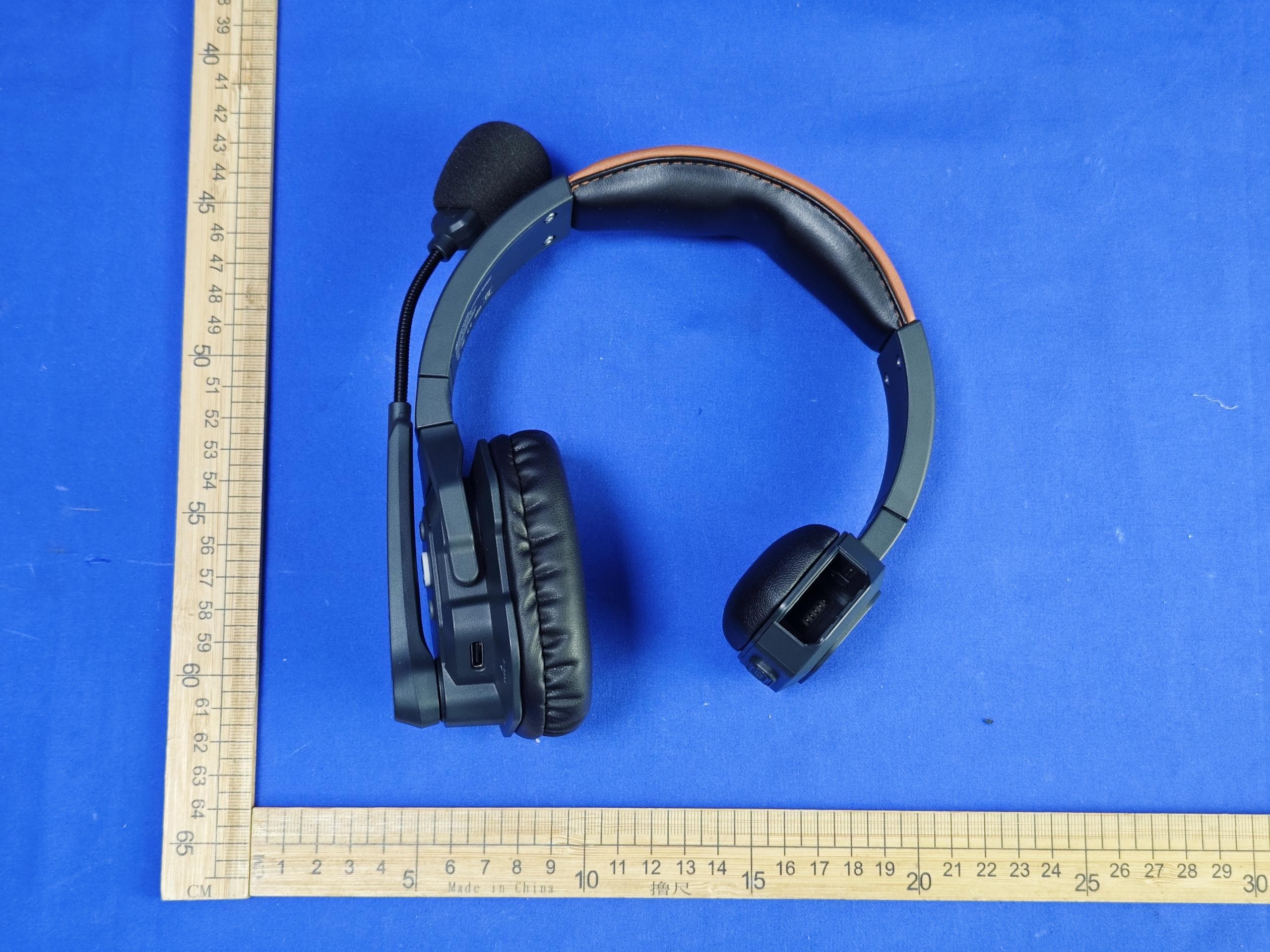 Full-Duplex Wireless Intercom System - FCC ID 2ADZC-5601TA - Shenzhen Hollyland Technology Co.,Ltd