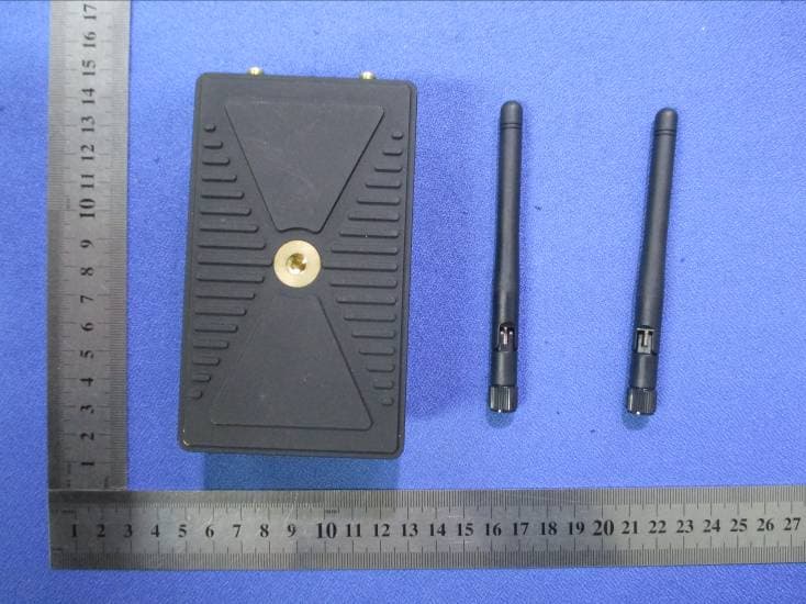 Wireless Video Transmission System - FCC ID 2ADZCHLWH003B - Shenzhen Hollyland Technology Co.,Ltd