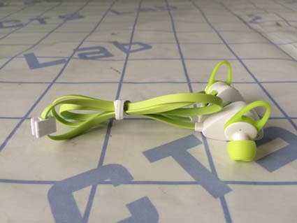 Bluetooth Headset - FCC ID 2ADZHSMBT-1018 - Dongguan Siyoto Electronics Co., Ltd. (2)