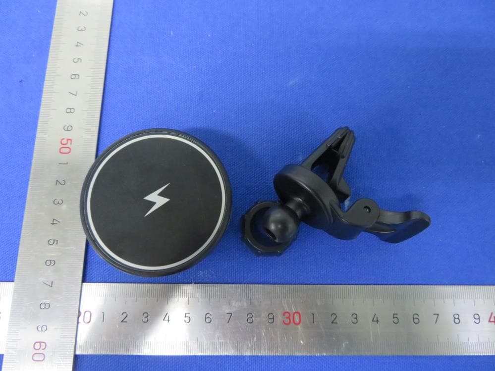 MAGNETIC WIRELESS CAR CHARGER - FCC ID 2AE3CWCH003 - Shenzhen Kinlan Technology Company Limited (2)