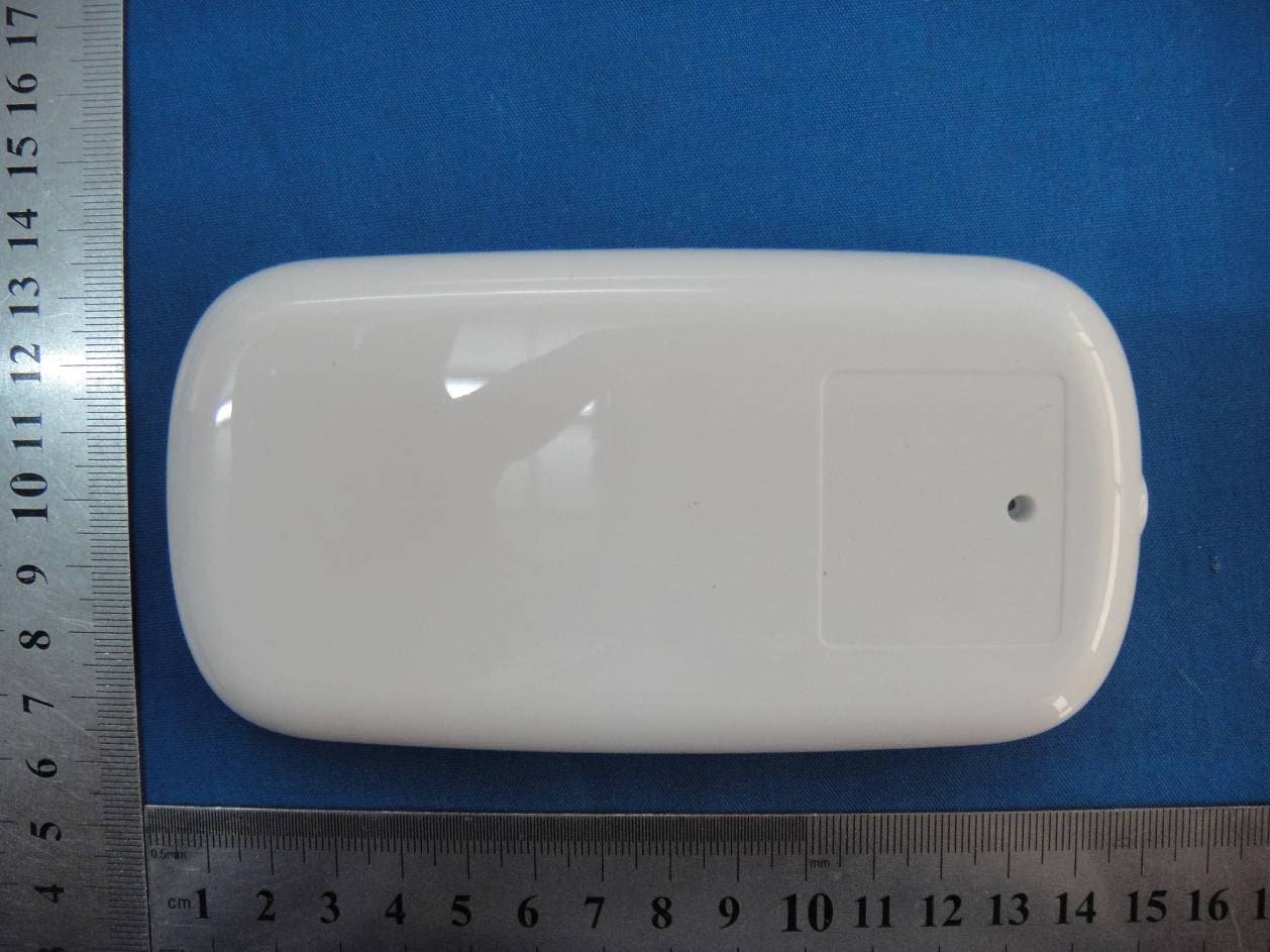Handheld Intermediate Frequency Muscle Massager with Bluetooth function - FCC ID 2AE5WMBA - HangZhou Yuan Gui Technology Co.,Ltd (2)