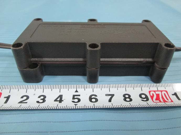 Control box for light string - FCC ID 2AEBHR21501B2C - Guangde Ledup Enterprise Inc. (2)