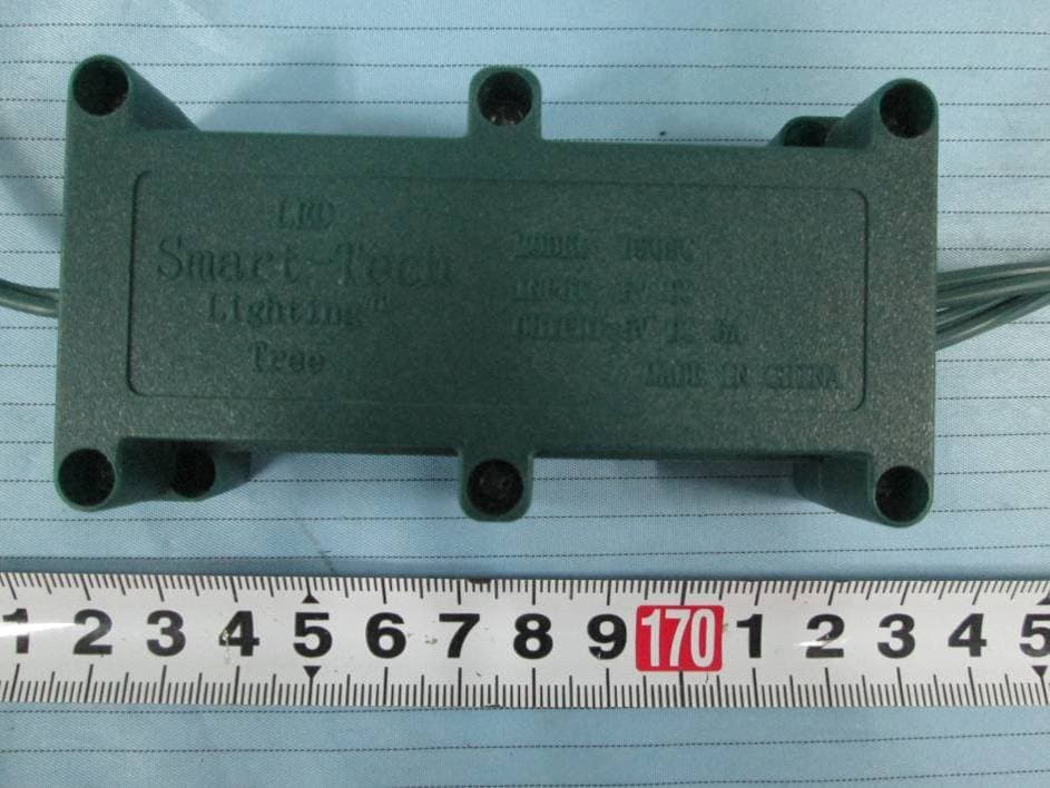 Control box for light string - FCC ID 2AEBHR51501B1C - Guangde Ledup Enterprise Inc.