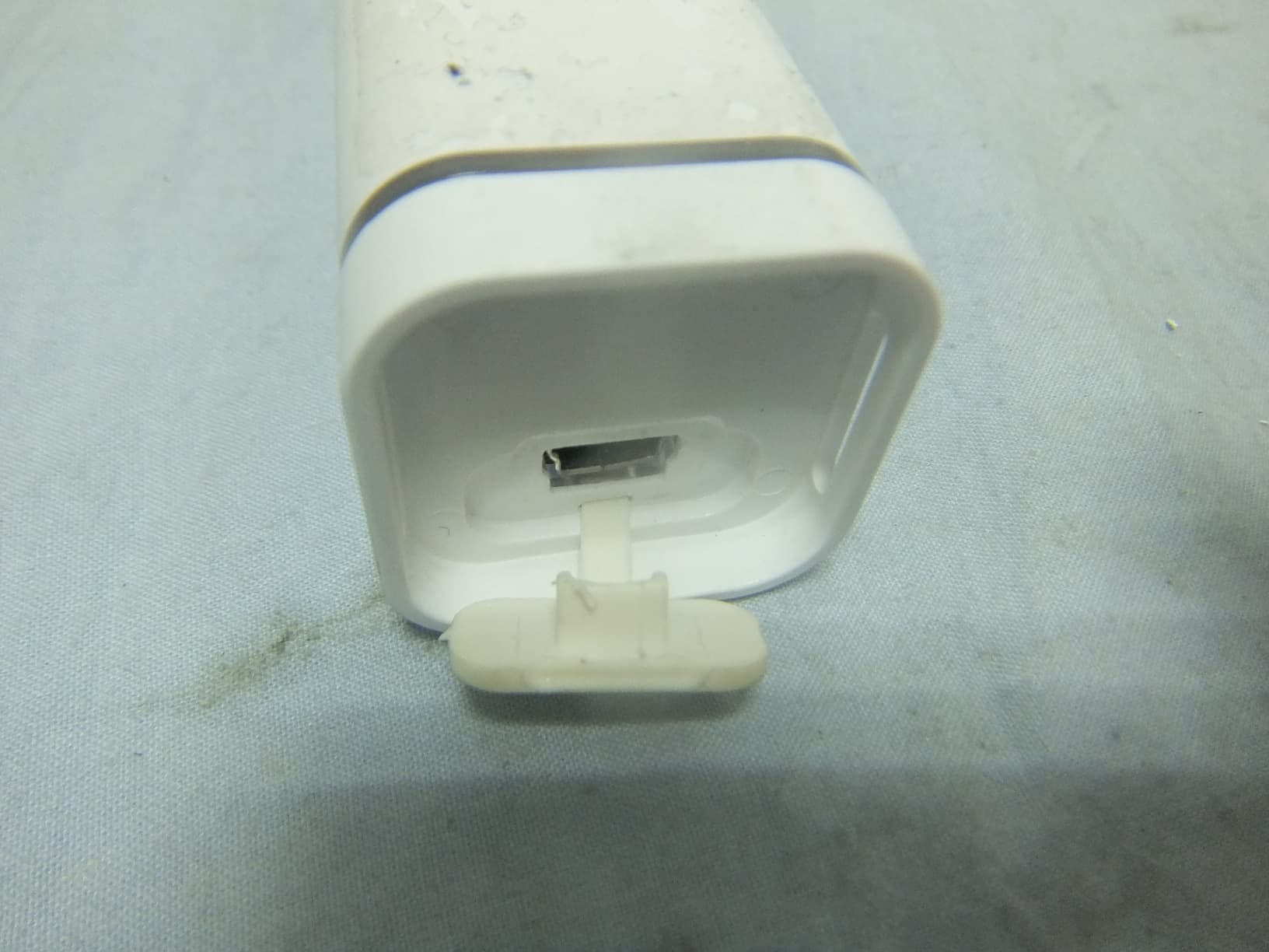 Wireless temperature and humidity probe - FCC ID 2AEBK-WPU2015R - ZOGLAB Microsystem Co.,Ltd. (5)