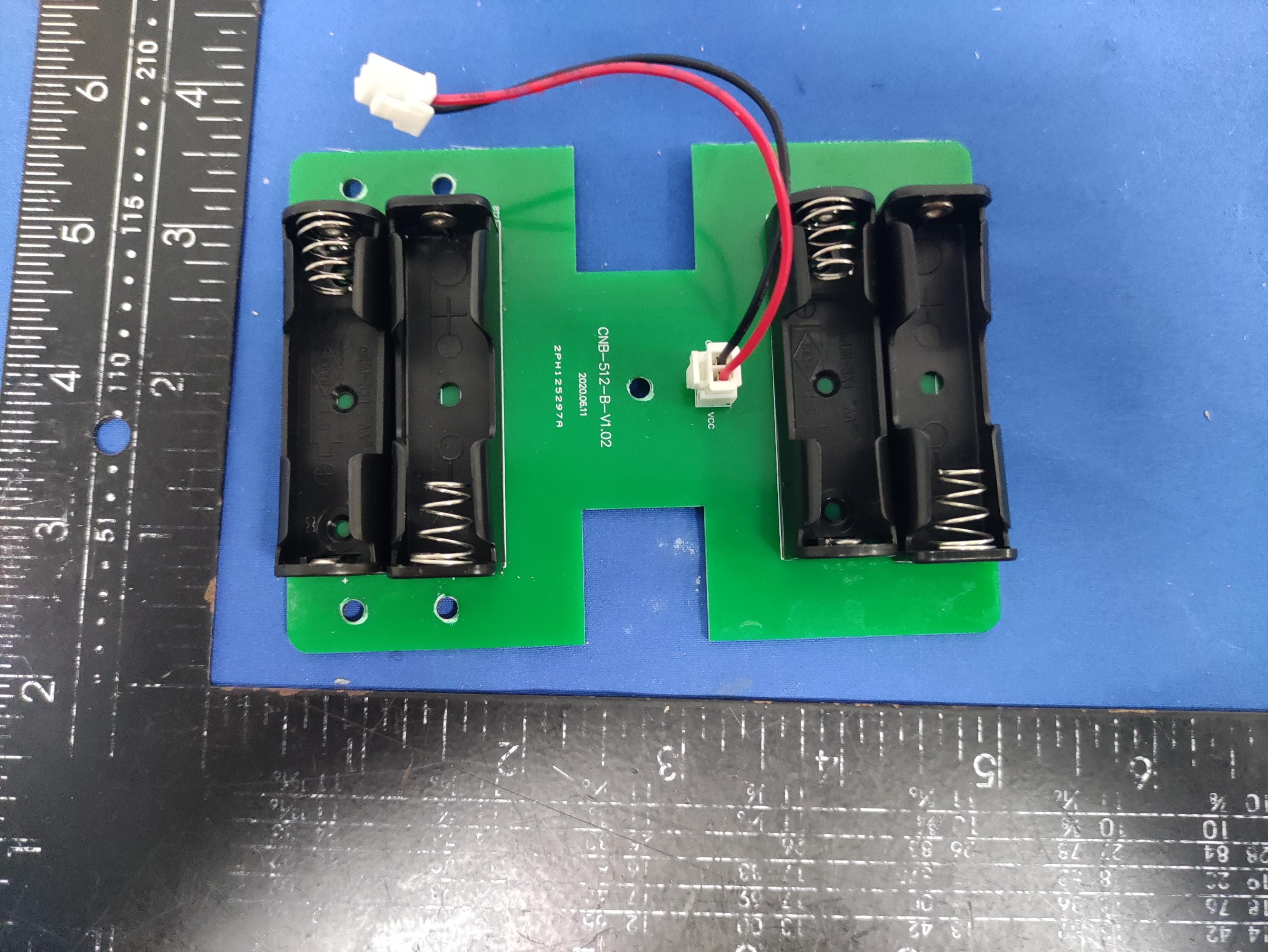 Wireless Battery Powered Touchless Switch - FCC ID 2AED9-RB506 - dormakaba Canada Inc (3)