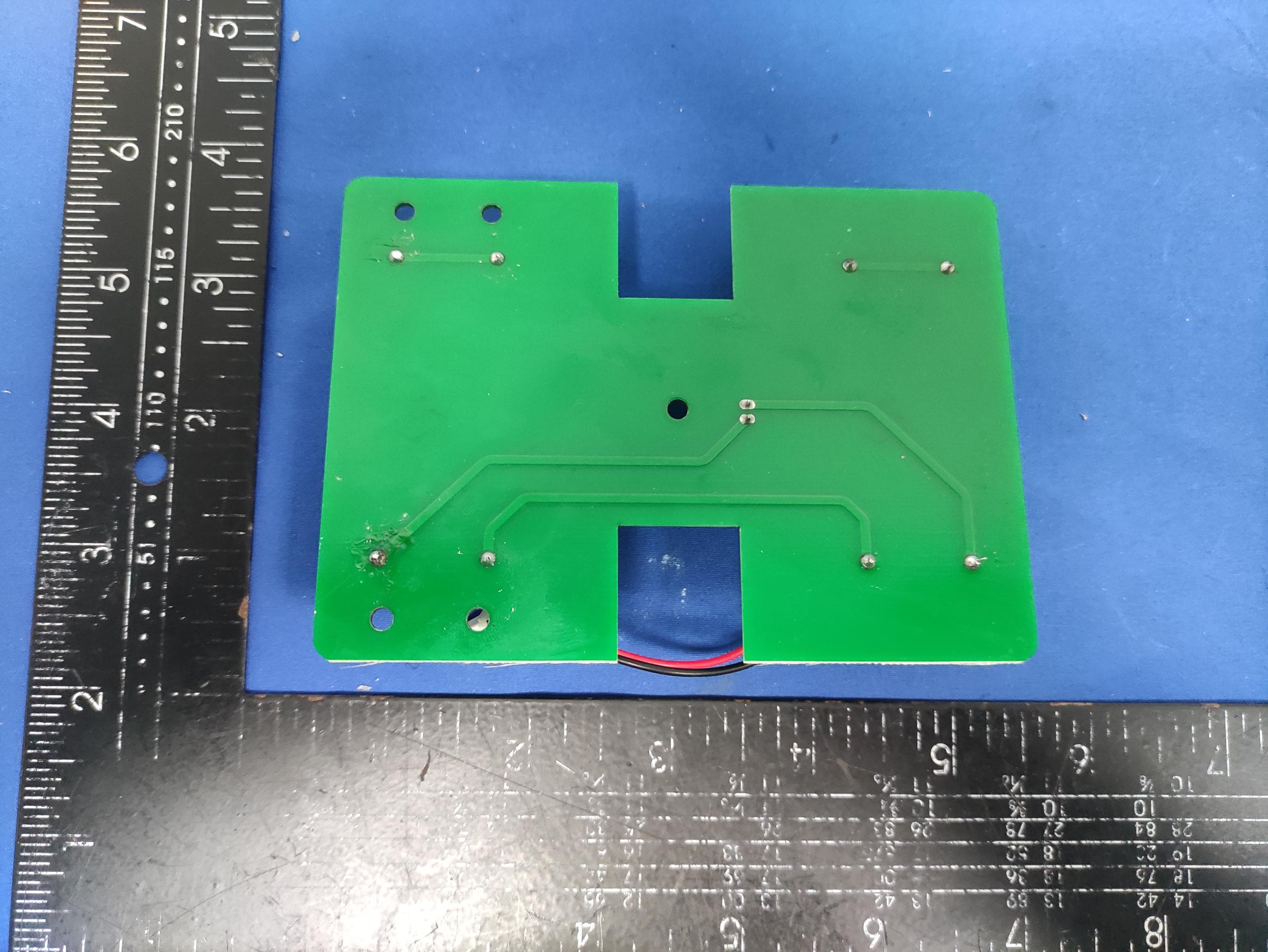 Wireless Battery Powered Touchless Switch - FCC ID 2AED9-RB506 - dormakaba Canada Inc (5)