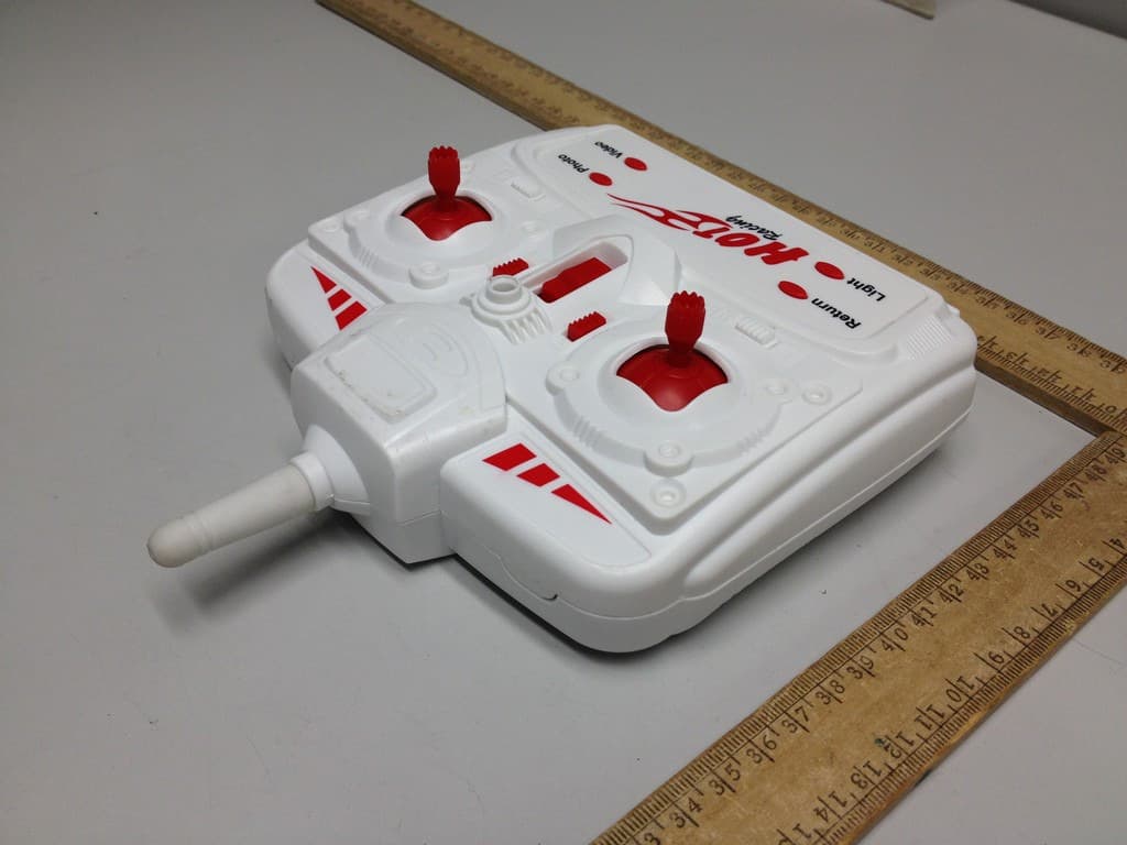 Radio Control Toy Transmitter (2.4GHz) - FCC ID 2AEFGBOODY88879339 - Shantou Boody Electronic co .,ltd (2)