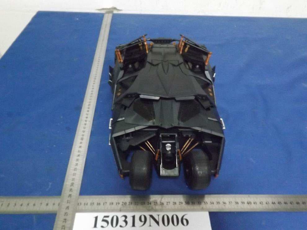 Dark Knight Tumbler RC One Twelfth Scale vehicle - FCC ID 2AEFH-SSRC002 - Soap Studio Company Limited (4)