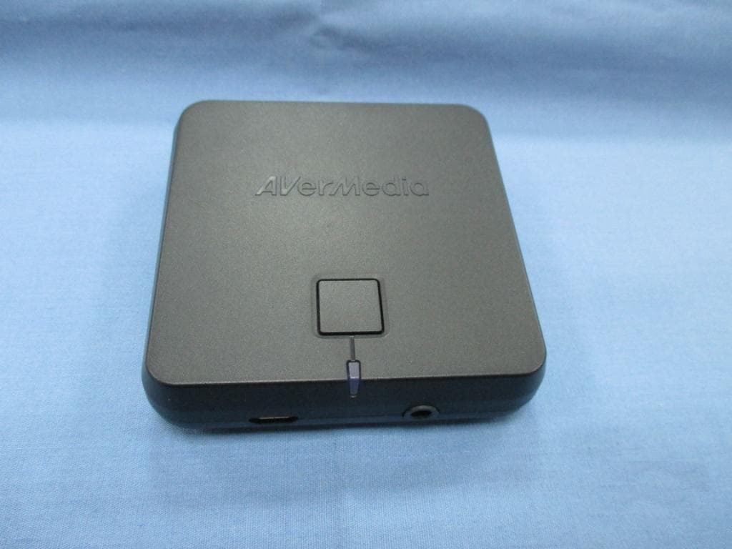 Smart Microphone - FCC ID 2AEFTAW310R - AVerMedia Technologies, Inc. (4)