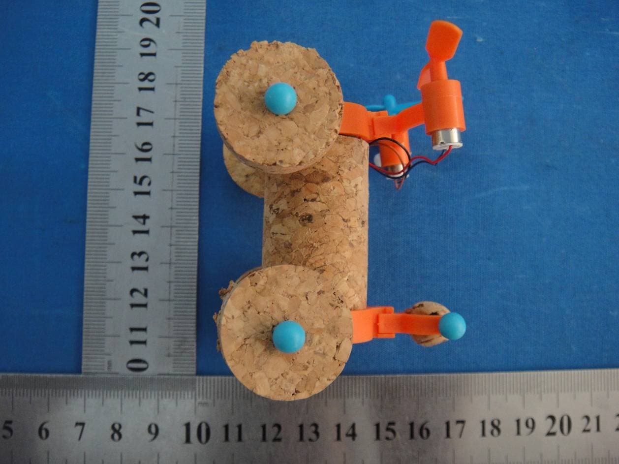 Corky bricks with Bluetooth function - FCC ID 2AEG31311 - Saber Lda. (5)