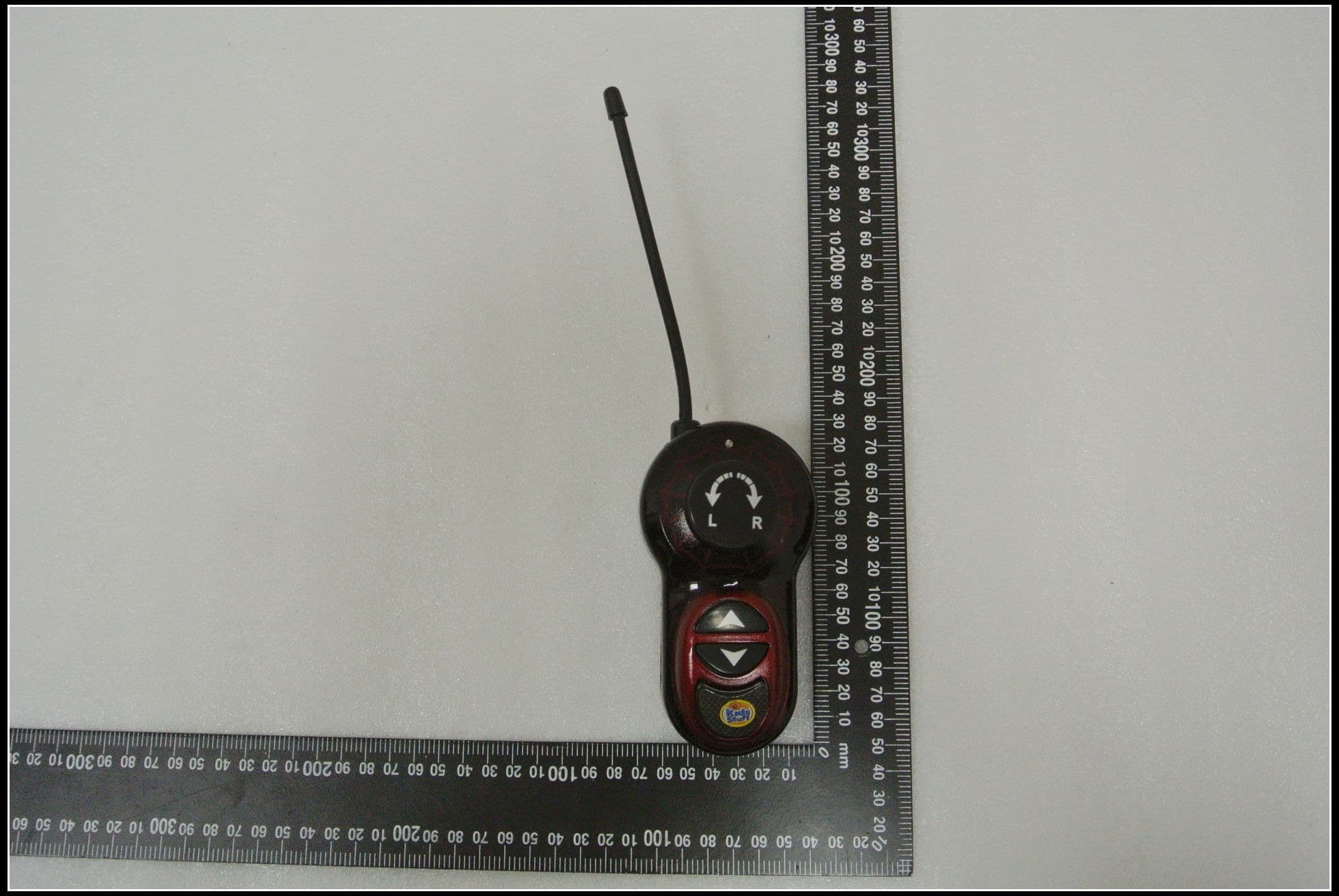 Remote control car toy series - FCC ID 2AEGB754938136 - JINXIN PLASTIC TOYS FACTORY