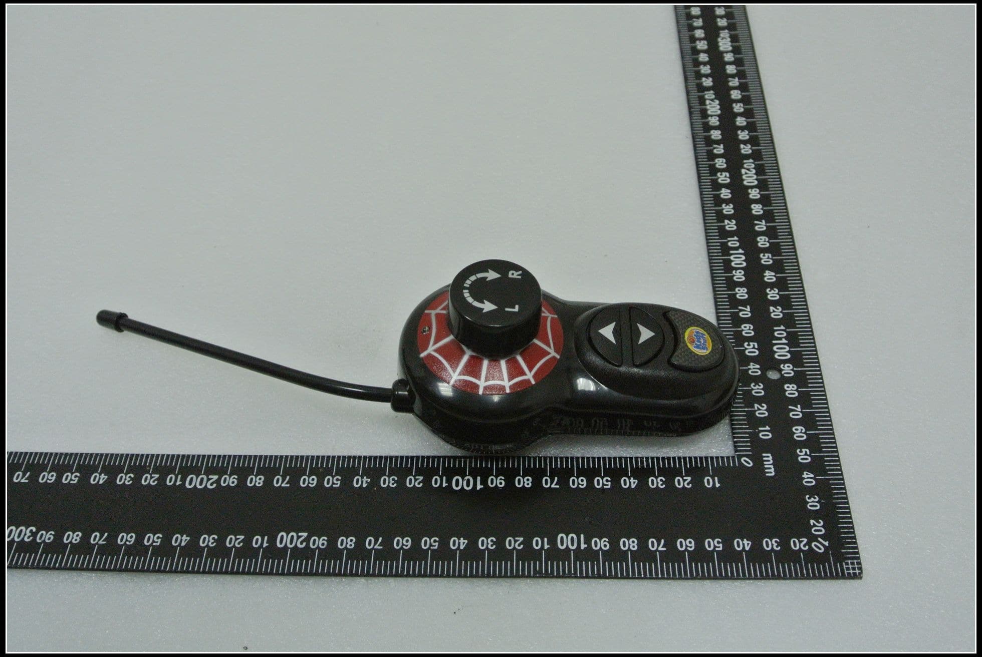 Remote control car toy series - FCC ID 2AEGB754938137 - JINXIN PLASTIC TOYS FACTORY