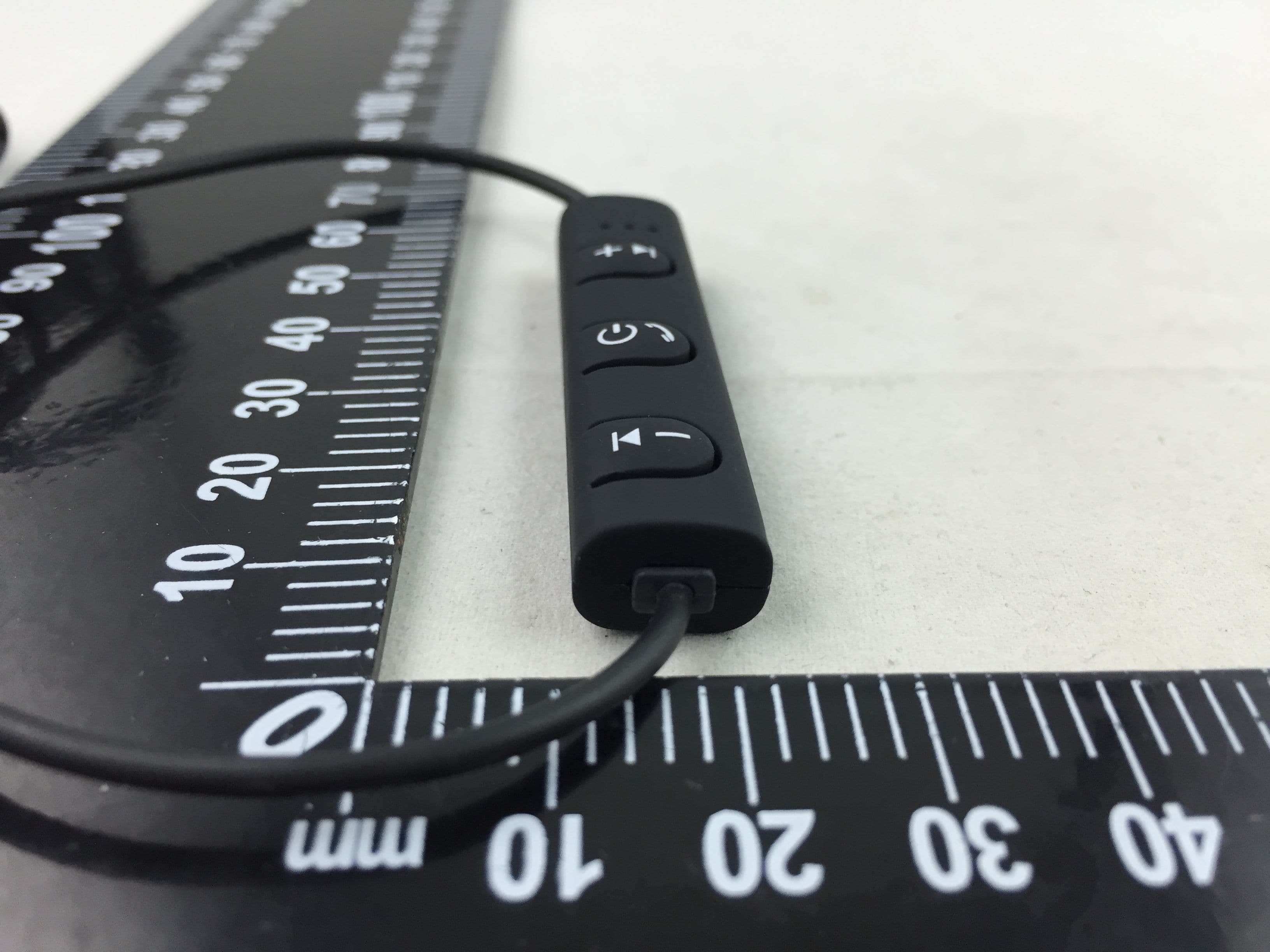 Bluetooth earphone - FCC ID 2AEGJBTE02 - KINGVIE TECHNOLOGY CO., LIMITED (3)