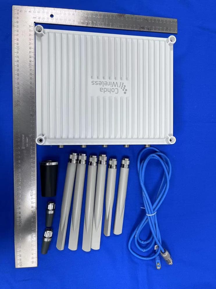 Road-Side (Transceiver) Unit for infrastructure. - FCC ID 2AEGPMK6RSU - Cohda Wireless Pty Ltd. (2)