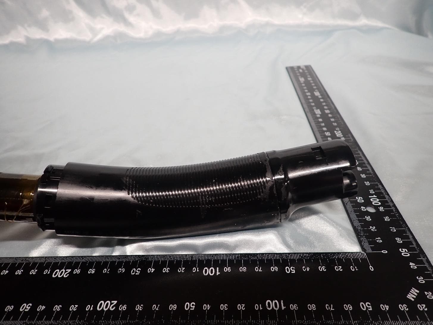 V4 Supercharger NA Connector/Handle - FCC ID 2AEIM-1877513 - Tesla, Inc