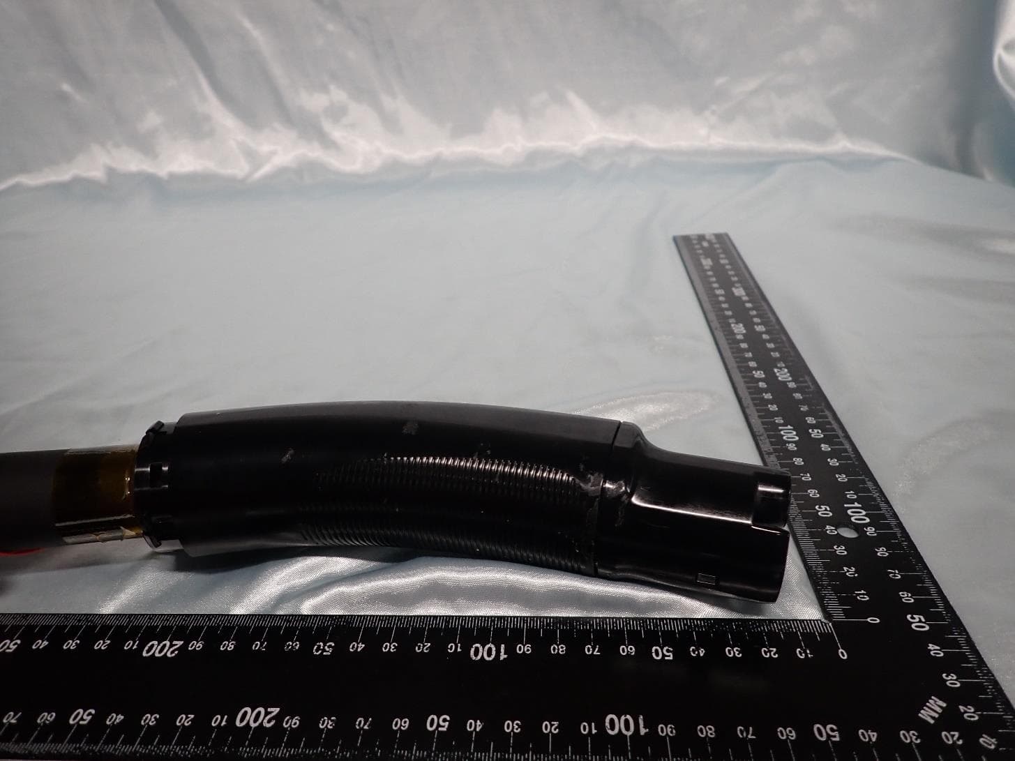 V4 Supercharger NA Connector/Handle - FCC ID 2AEIM-1877513 - Tesla, Inc (5)