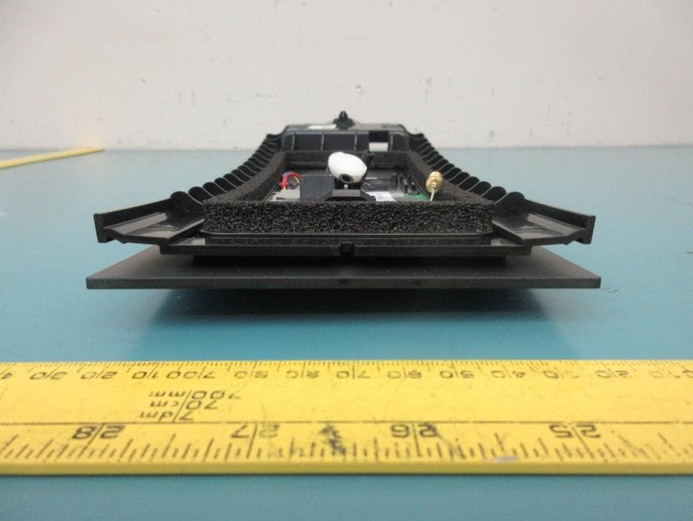 B Pillar Endpoint - FCC ID 2AEIM-1948204 - Tesla, Inc (2)