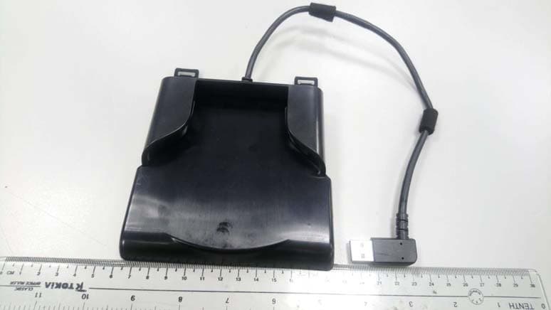 Wireless Phone Charger - FCC ID 2AEIM-WC1 - Tesla, Inc (2)