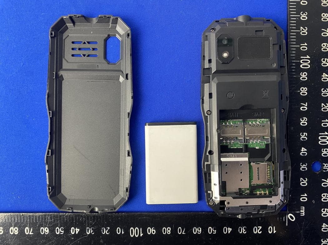 MOBILE PHONE - FCC ID 2AEJAXMANCHESTER - GSM GLOBE.COM INC (4)