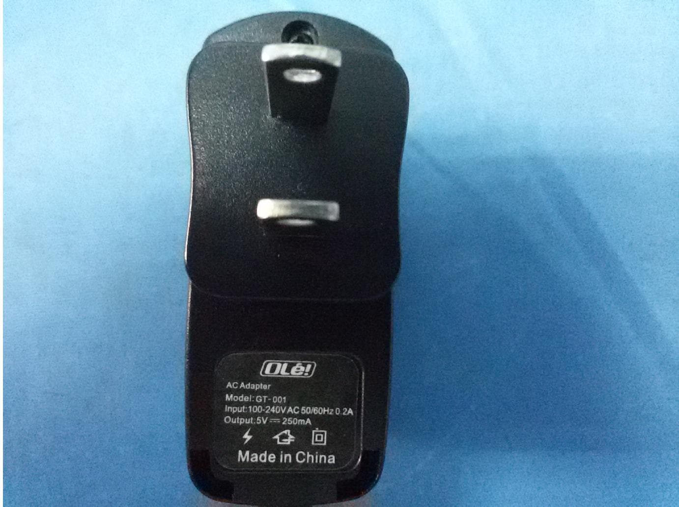 Bluetooth selfie stick - FCC ID 2AEJF-QP-940R - Zhongshan Laitu Photographic Equipment Co.,Ltd (2)