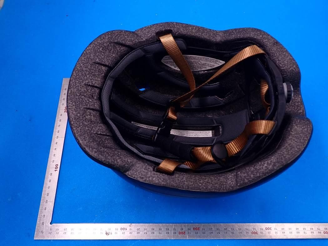 Smart Commuter Helmet C20 - FCC ID 2AEKF-C20 - LIVALL Tech Co., Ltd.