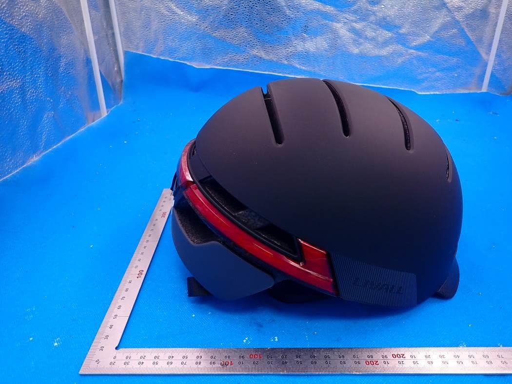 Bling Helmet - FCC ID 2AEKFBH51XX - LIVALL Tech Co., Ltd.