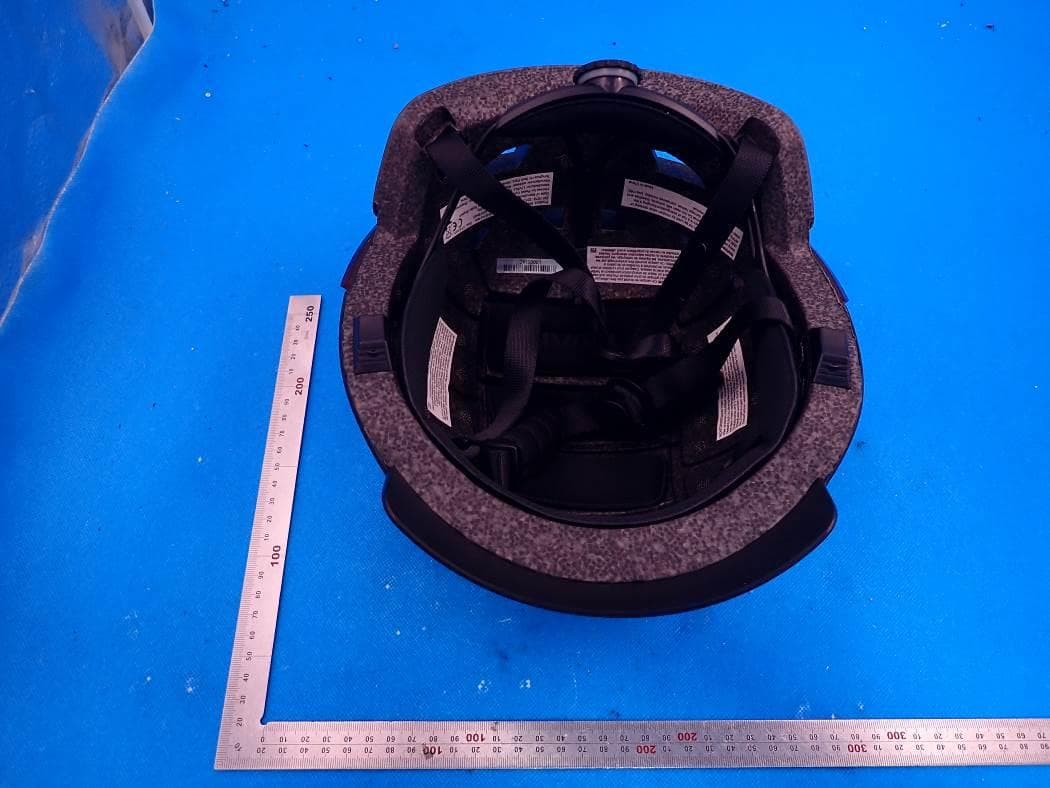 Bling Helmet - FCC ID 2AEKFBH51XX - LIVALL Tech Co., Ltd. (3)