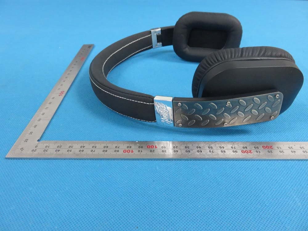 Bluetooth Headset - FCC ID 2AEL9FREEDOM - Bem Wireless LLC (3)