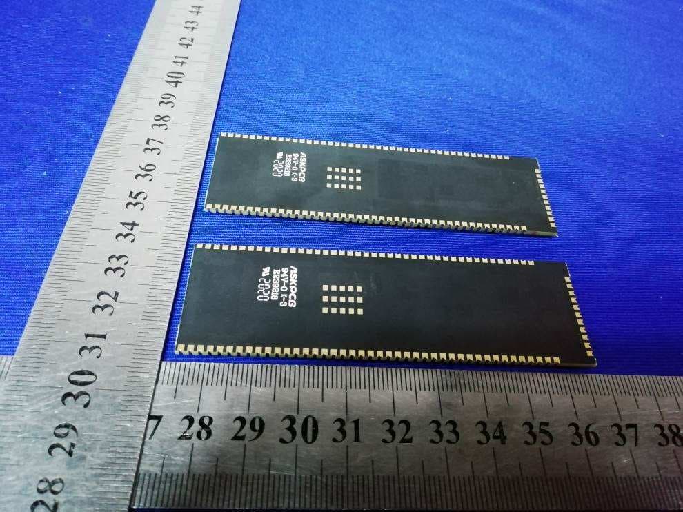 Tracker SoM LTE M1 - FCC ID 2AEMI-T40X - Particle Industries, Inc. (2)