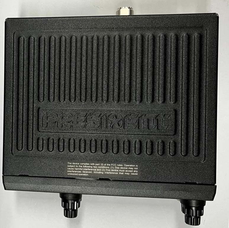 Mobile 4W AM/FM/12W AM SSB CBRS Transceiver - FCC ID 2AEOCUT569 - President Electronics USA