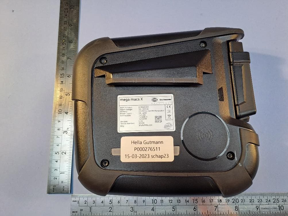 mega macs X - FCC ID 2AEOK015265301 - Hella Gutmann Solutions GmbH
