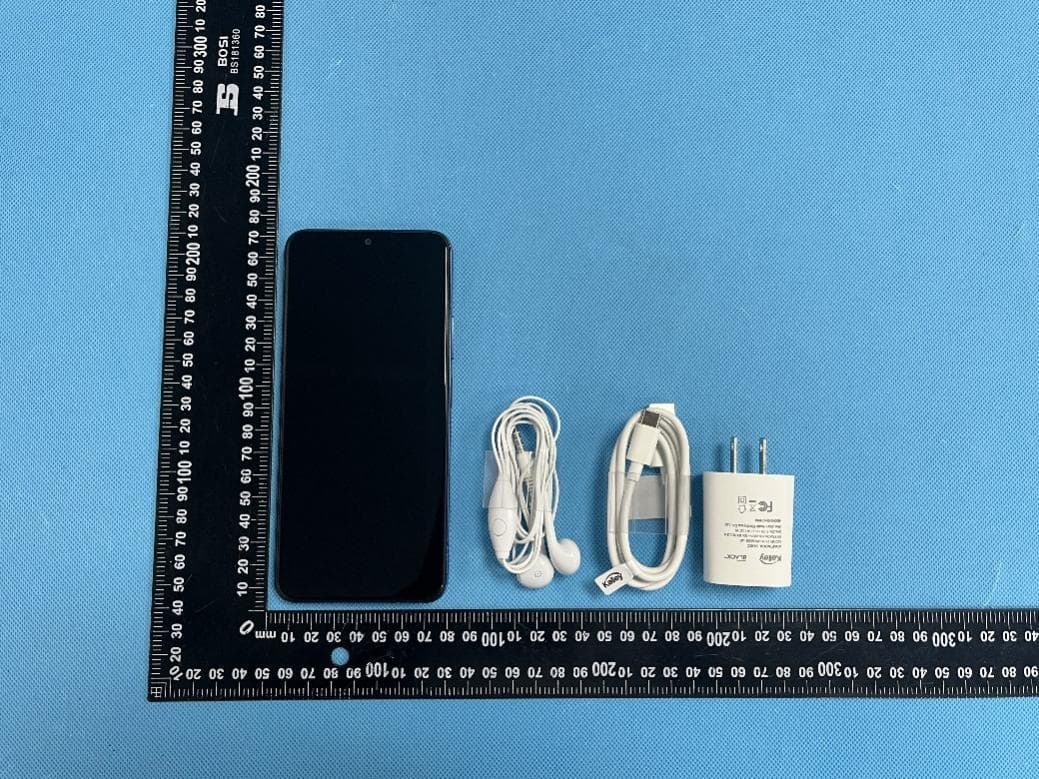Smart phone - FCC ID 2AEPIBLACK5 - COLOMBIANA DE COMERCIO S.A. (3)