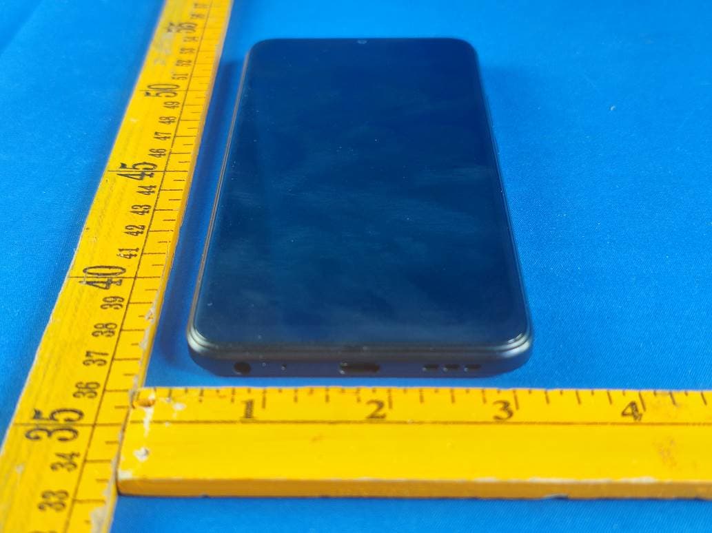 Smart Phone - FCC ID 2AEPIBLACKC - COLOMBIANA DE COMERCIO S.A. (5)