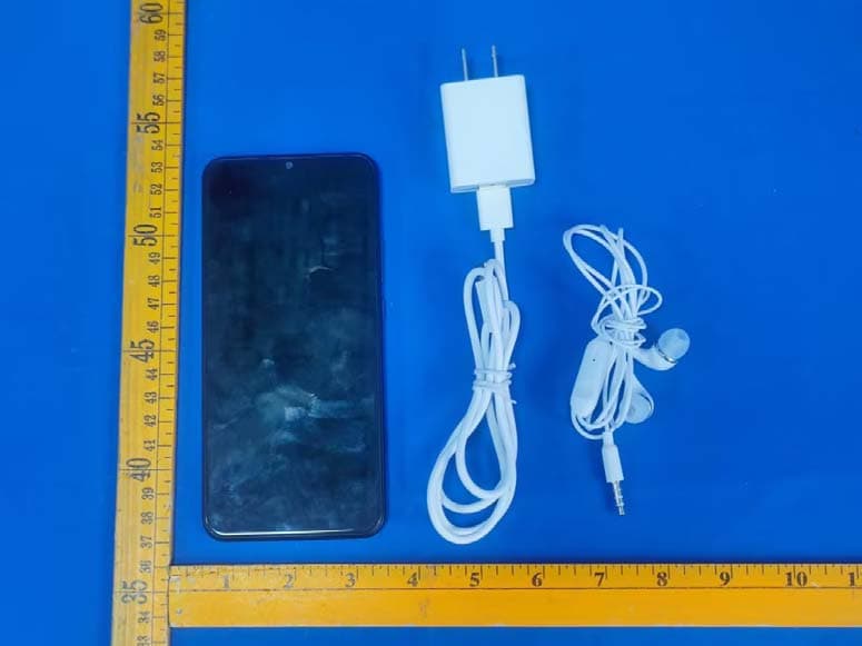 Smart Phone - FCC ID 2AEPIBLACKCPRO - COLOMBIANA DE COMERCIO S.A. (2)