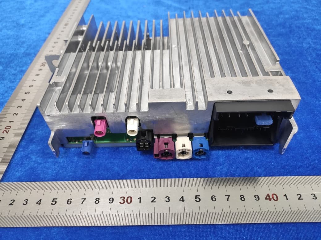 Great Wall P06 - FCC ID 2AEQTNV101140 - Huizhou Desay SV Automotive Co., Ltd.