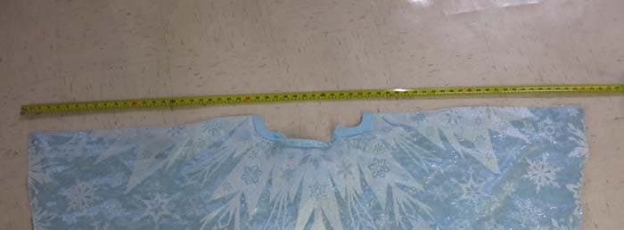 Elsa Light Up Costume with Capa Connected by 2.4GHz - FCC ID 2AES5-1504TDS03166R - Royal Regent Products (H.K.) Limited (2)