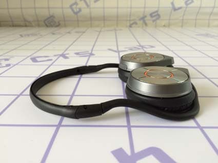 Premium Bluetooth Sport Headphones - FCC ID 2AEUVBTH260 - Kinivo Inc (4)