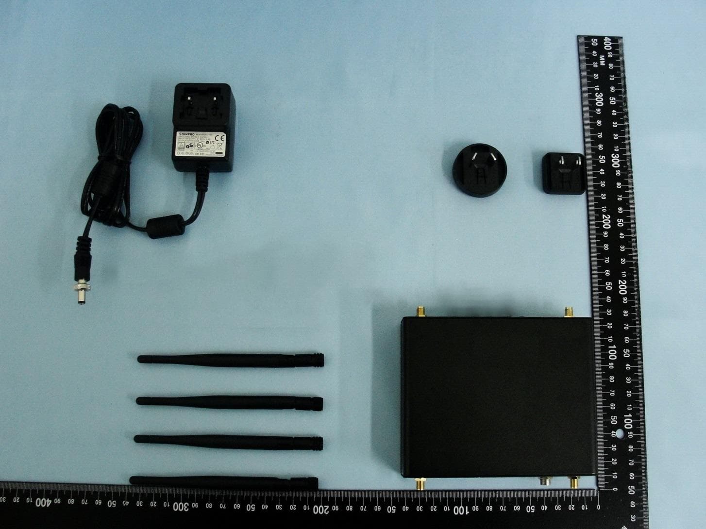 IoT Gateway System - FCC ID 2AEVX-E100THAW - Super Micro Computer, Inc. (5)