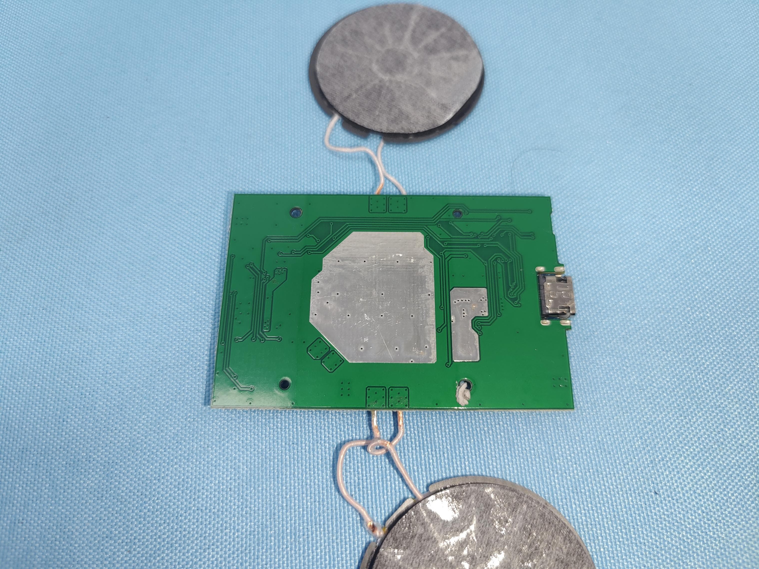 3 IN 1 WIRELESS CHARGING PAD - FCC ID 2AEW6-TE-QC1014 - TESONIC INTERNATIONAL (HK) LTD. (5)