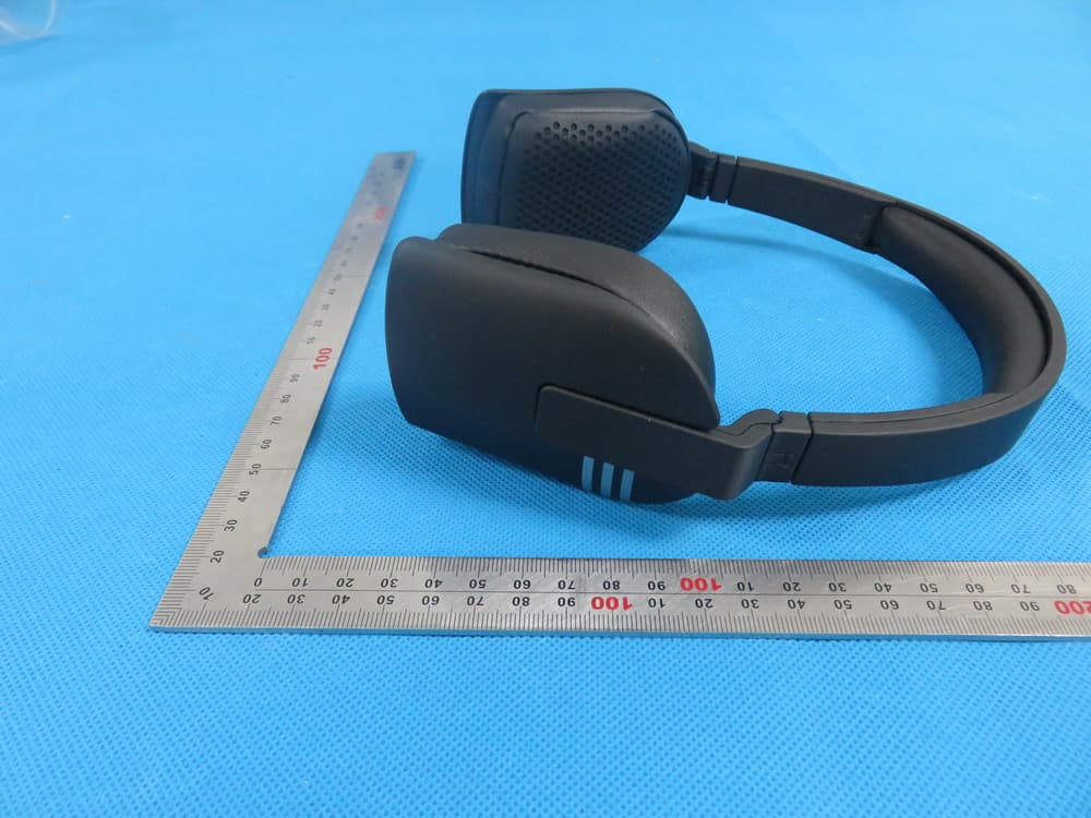 Bluetooth Stereo Headset - FCC ID 2AEXIY8 - ShenZhen YuanYun technology Co., Ltd. (3)