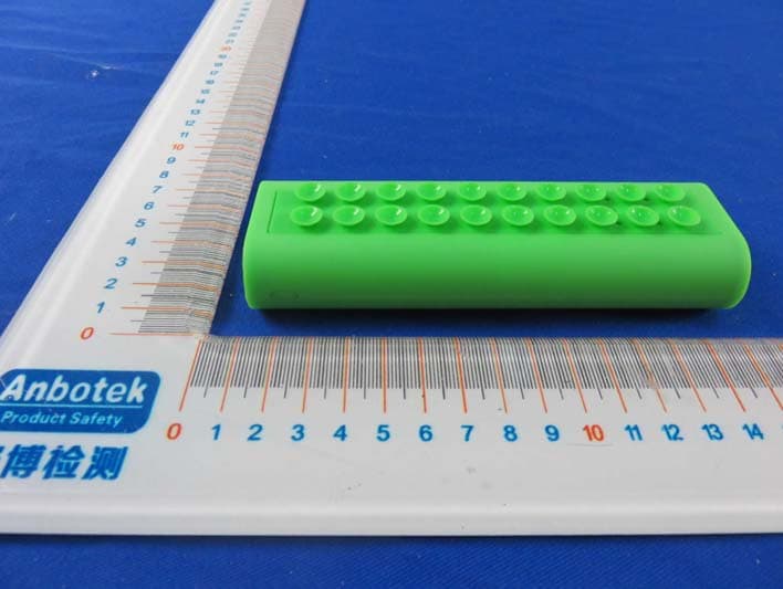 Power Bank With Bluetooth Speaker - FCC ID 2AEXS-BTPB001 - SHENZHEN DOAGEAS TECHNOLOGY LIMITED (4)