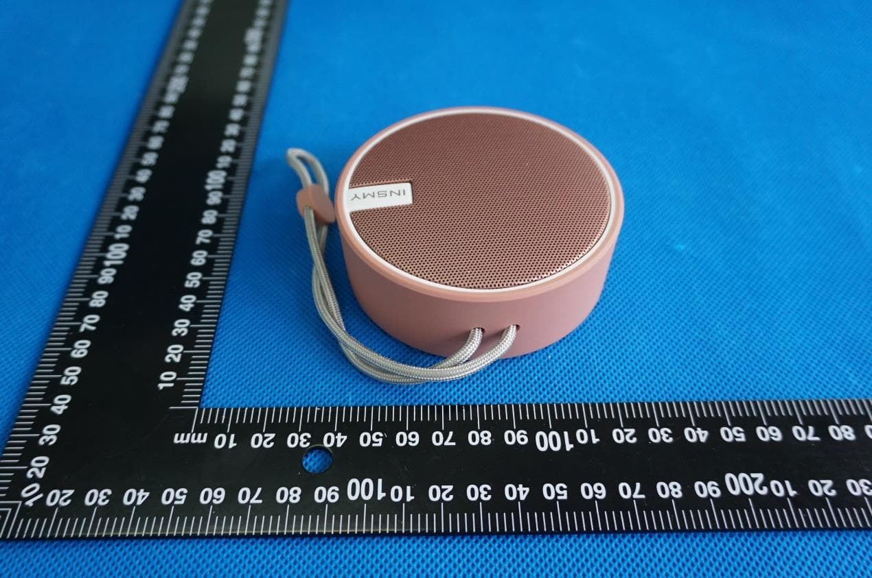 Bluetooth wireless speaker - FCC ID 2AEZG-C12 - SHENZHEN COMISO DIGITAL TECHNOLOGY LIMITED (2)