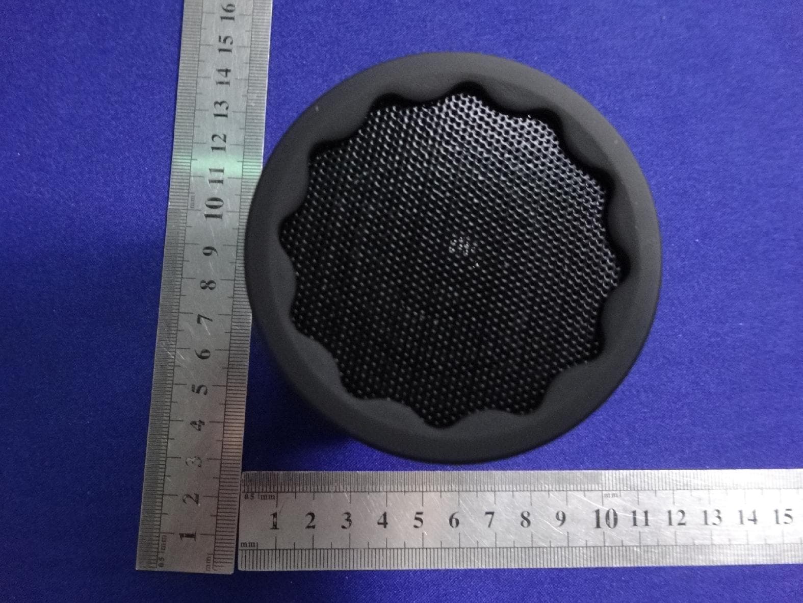 Wireless Socket Speaker - FCC ID 2AF2DPTP-100 - Shenzhen JiLang Technology Co.,Ltd (2)