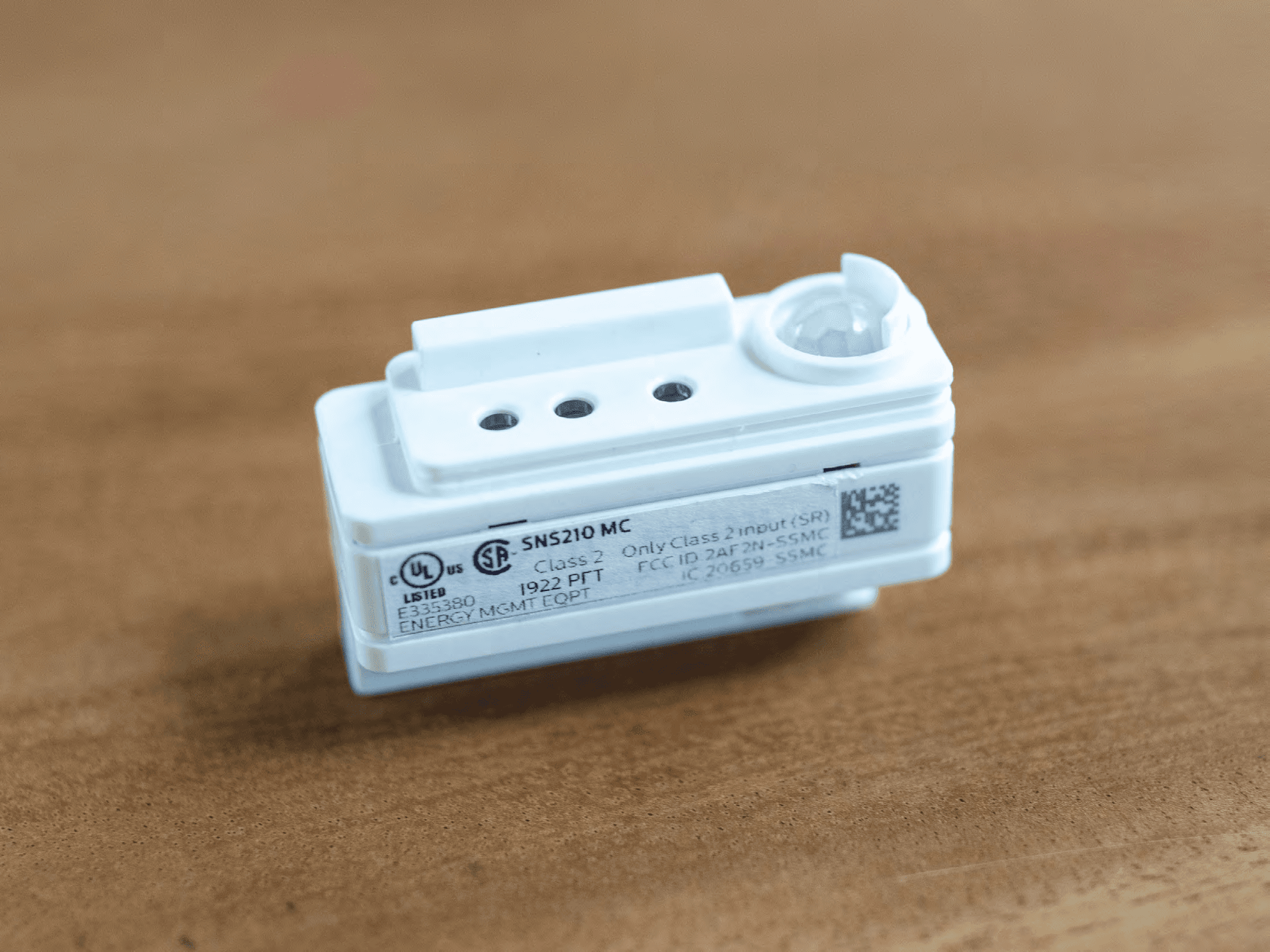 Occupancy and Daylight Sensor Lighting Control - FCC ID 2AF2N-SSMC - Signify North America Corporation (2)